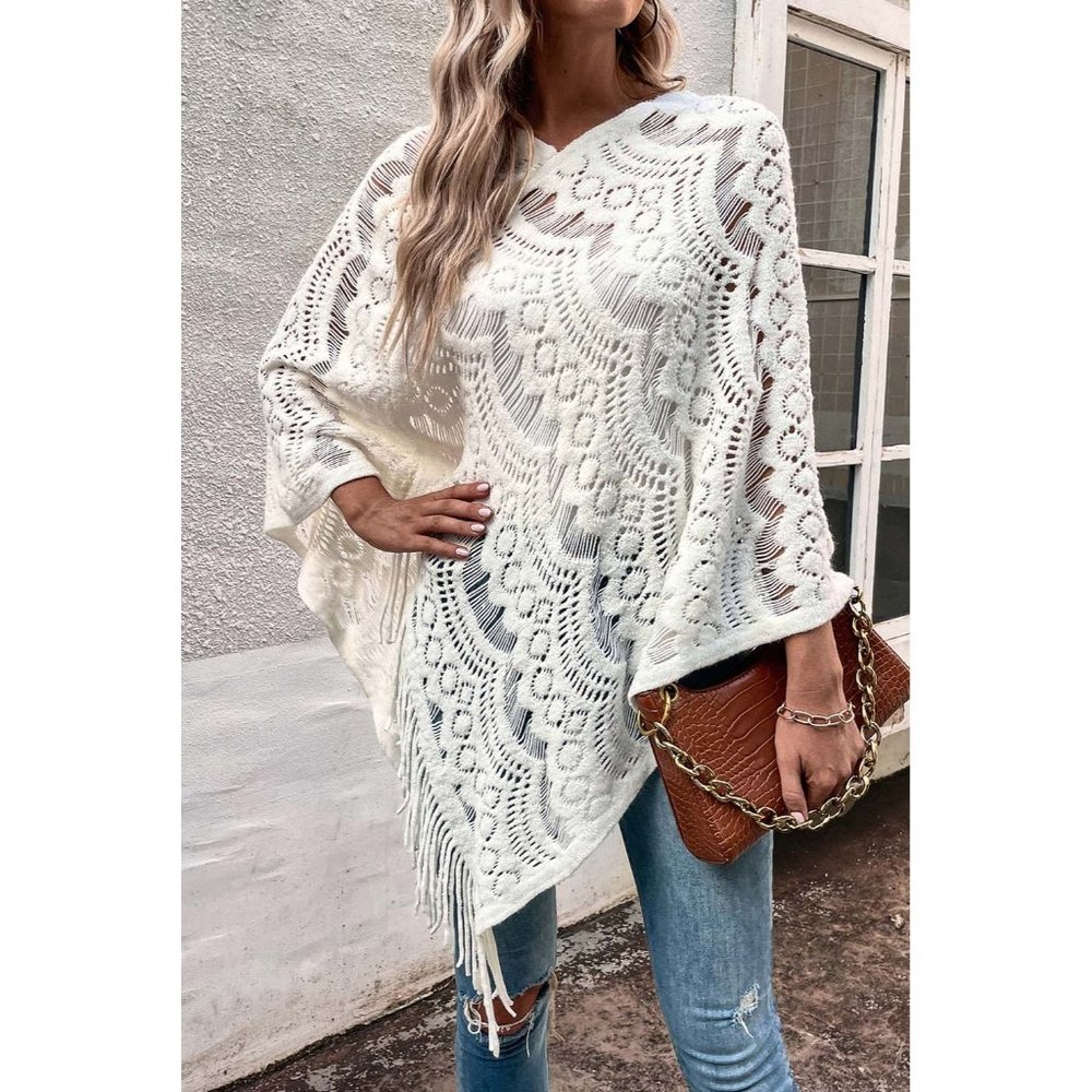 Joy & Kate White Fringe Trim Batwing Sleeve Cutout Knit Cape Sweater NWOT